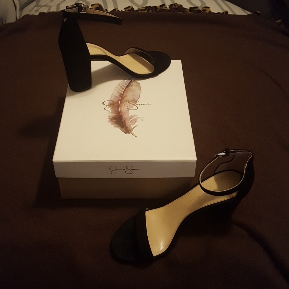 Jessica Simpson Black Heels